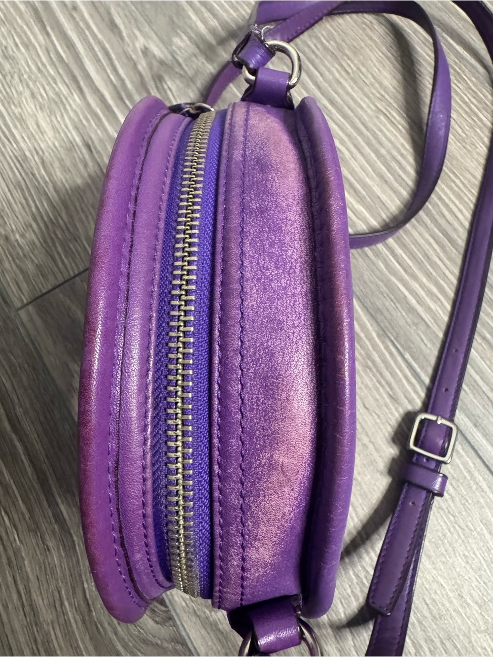 COACH Vintage Purple Canteen Crossbody Bag - Compact Women’s Shoulder Bag - Picture 5 of 10